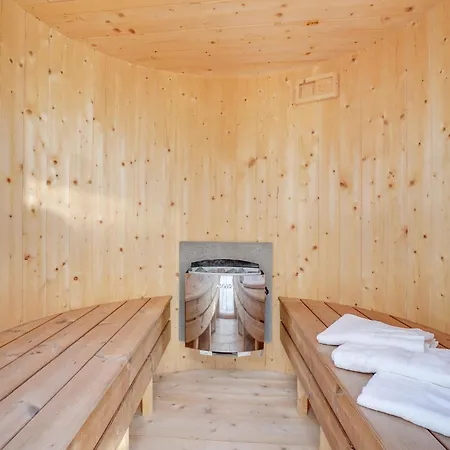 Vakantiehuis Beautiful In Idestrup With Sauna